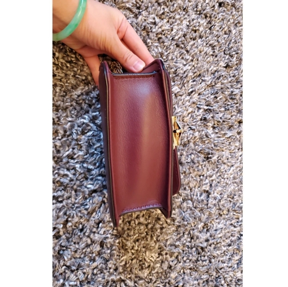 Valentino Garavani glam lock leather crossbody bag - Picture 6 of 7